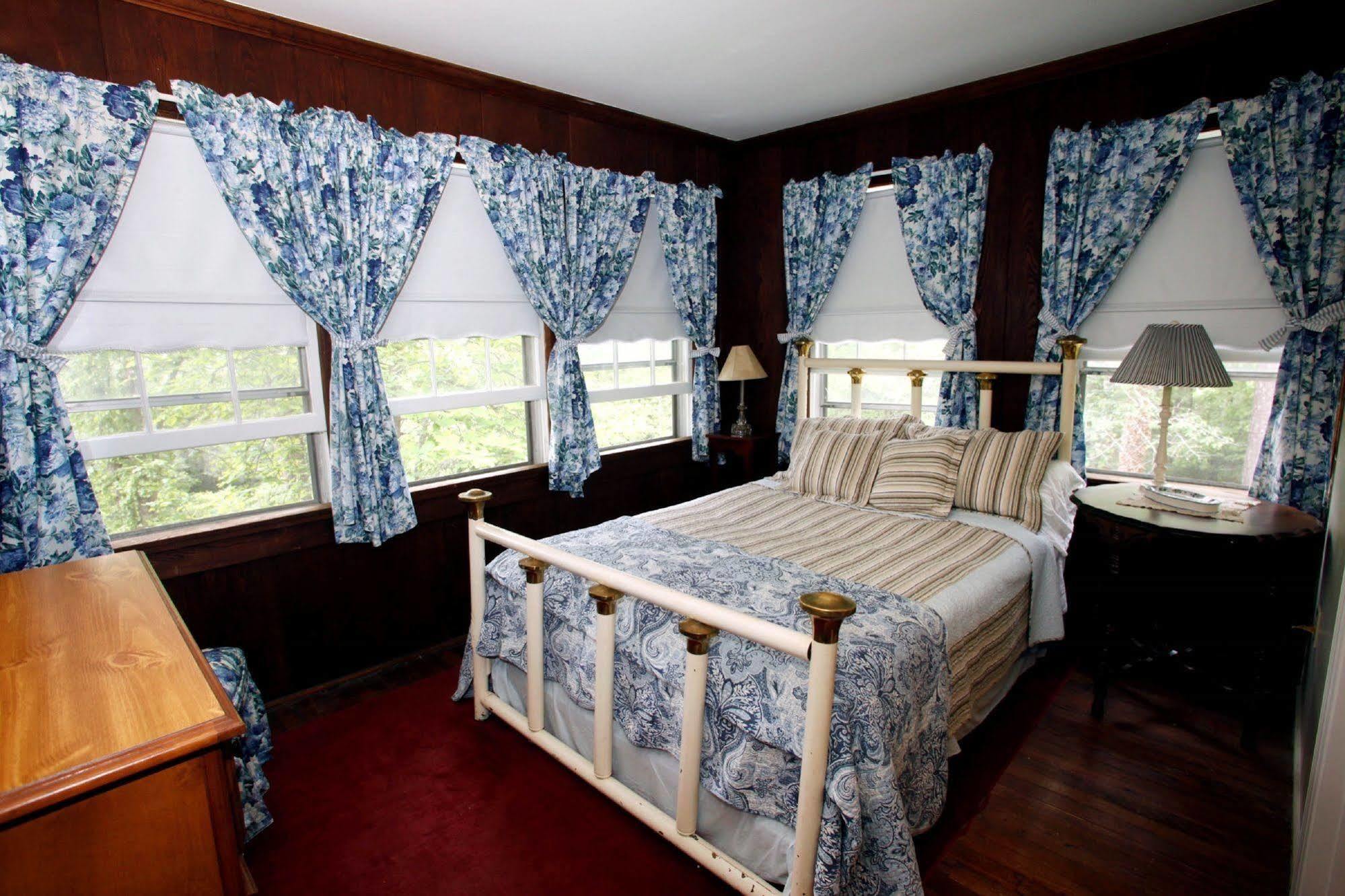 Black Mountain Inn ภายนอก รูปภาพ
